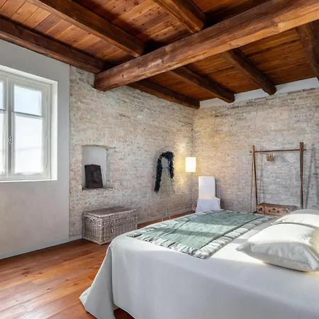 Manzoni Luxury